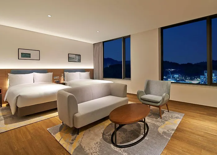 Hotel Hilton Garden Gangnam 4*
