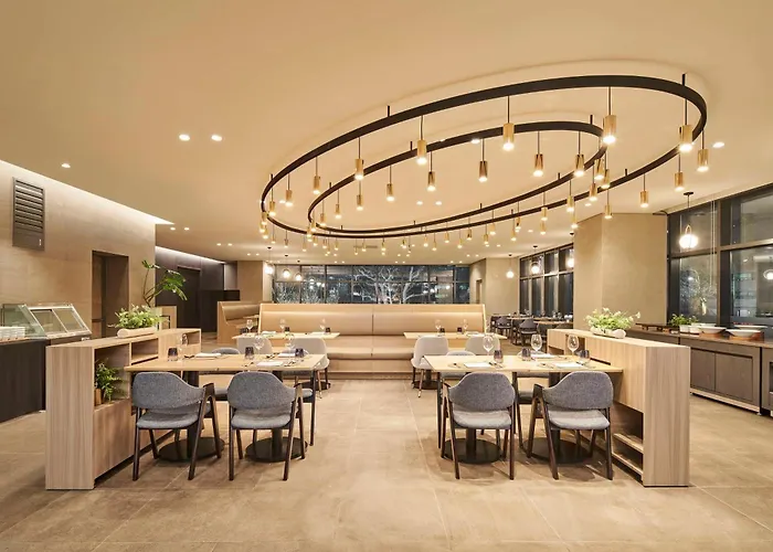 Hilton Garden Gangnam 4*