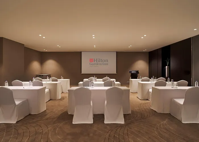 Hilton Garden Gangnam Otel 4*