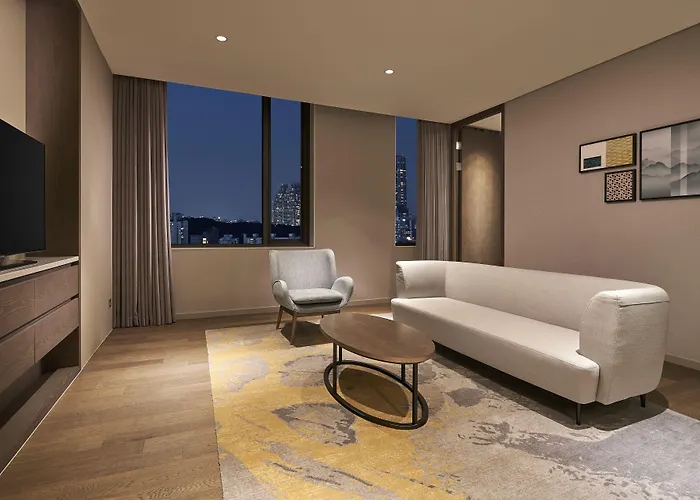 Hotel Hilton Garden Gangnam 4*