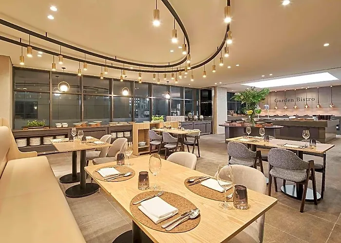 Hotel Hilton Garden Gangnam 4*