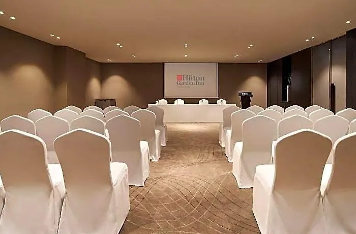 Hotel Hilton Garden Gangnam 4*