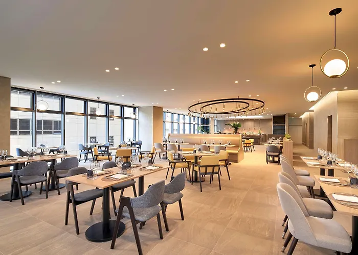 Otel Hilton Garden Gangnam 4*